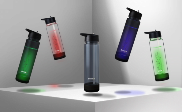 DrinkBot glow smart water bottle. This smart water bottle for office comes into two materials, one is BPA-free Tritan Plastic and second one is Premium borosilicate glass.